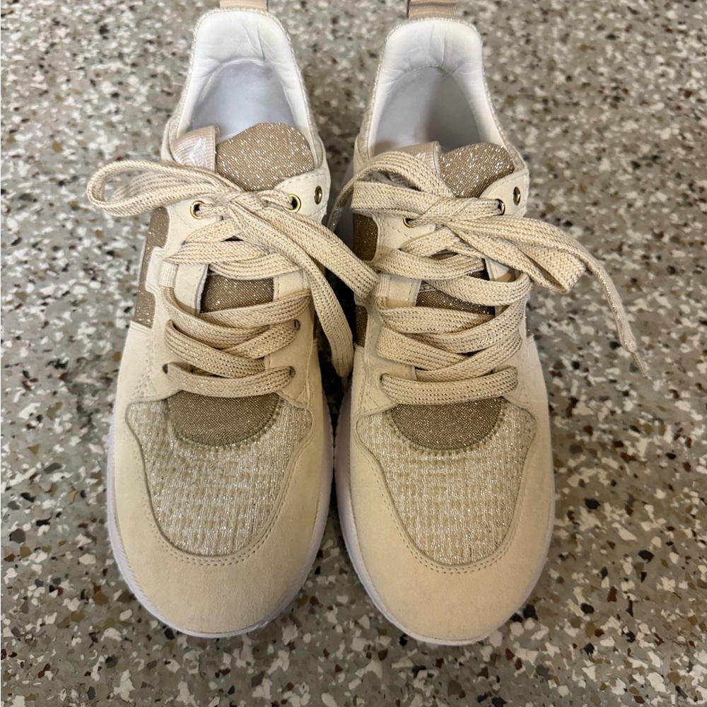 Hogan Cream Sneakers